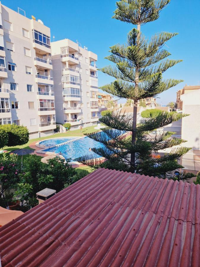 Magnifico Chalet Adosado En Torrevieja, Alicante. Εξωτερικό φωτογραφία