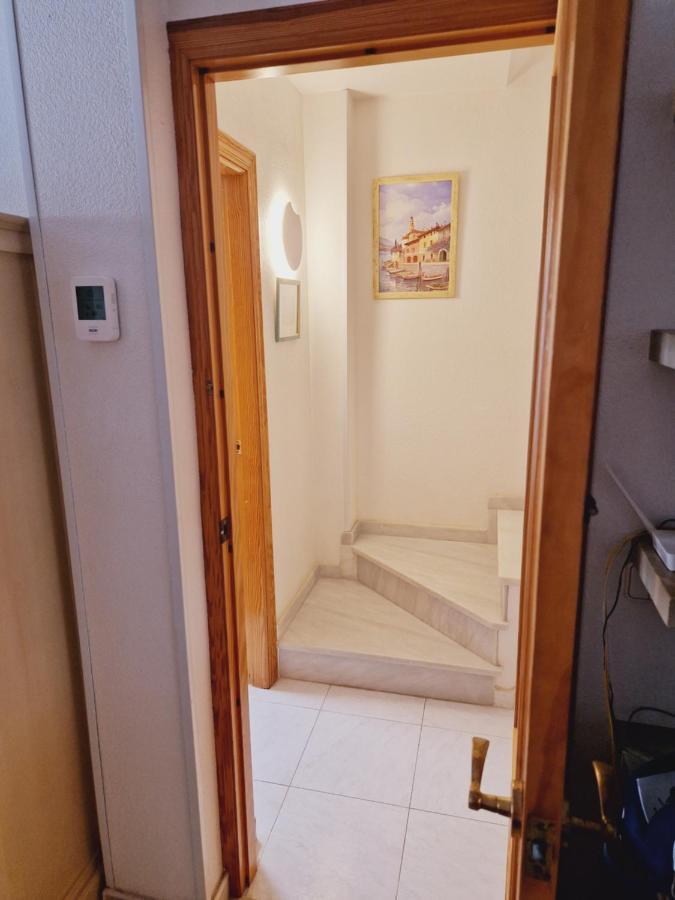 Magnifico Chalet Adosado En Torrevieja, Alicante. Εξωτερικό φωτογραφία