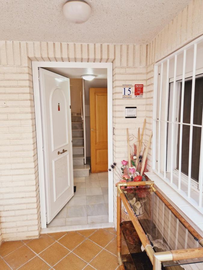 Magnifico Chalet Adosado En Torrevieja, Alicante. Εξωτερικό φωτογραφία