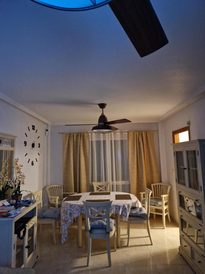 Magnifico Chalet Adosado En Torrevieja, Alicante. Εξωτερικό φωτογραφία