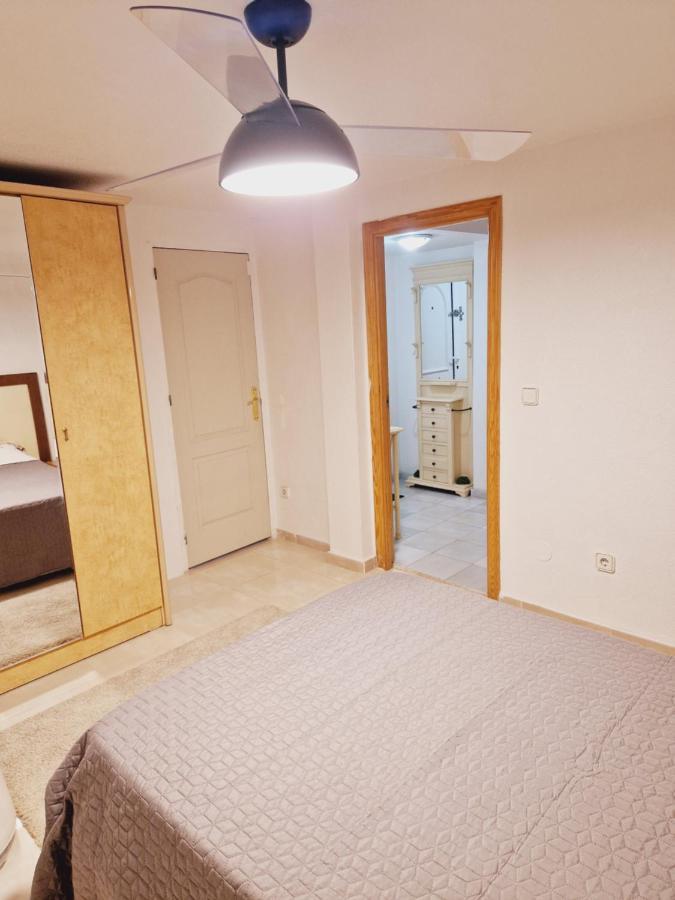 Magnifico Chalet Adosado En Torrevieja, Alicante. Εξωτερικό φωτογραφία